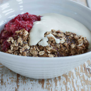 Paul Hollywood's Blackberry Crumble with Shony