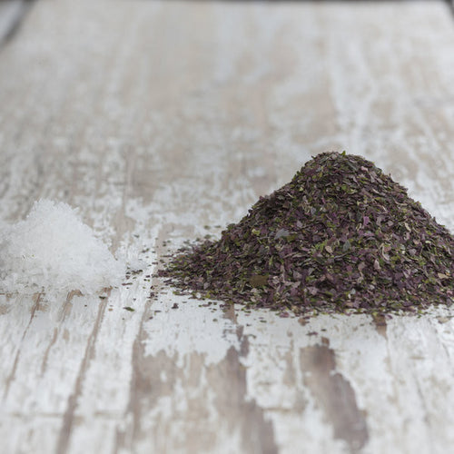Mara Seaweed pile next to pile of table salt